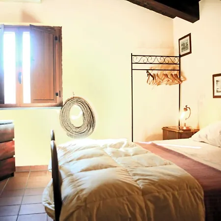 Alloggio per agriturismo La Foresta Del Salto Del Corvo Mascali